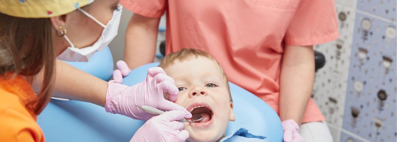 К чему снится лечить зубы у стоматолога — 40 толкований из разных сонников
